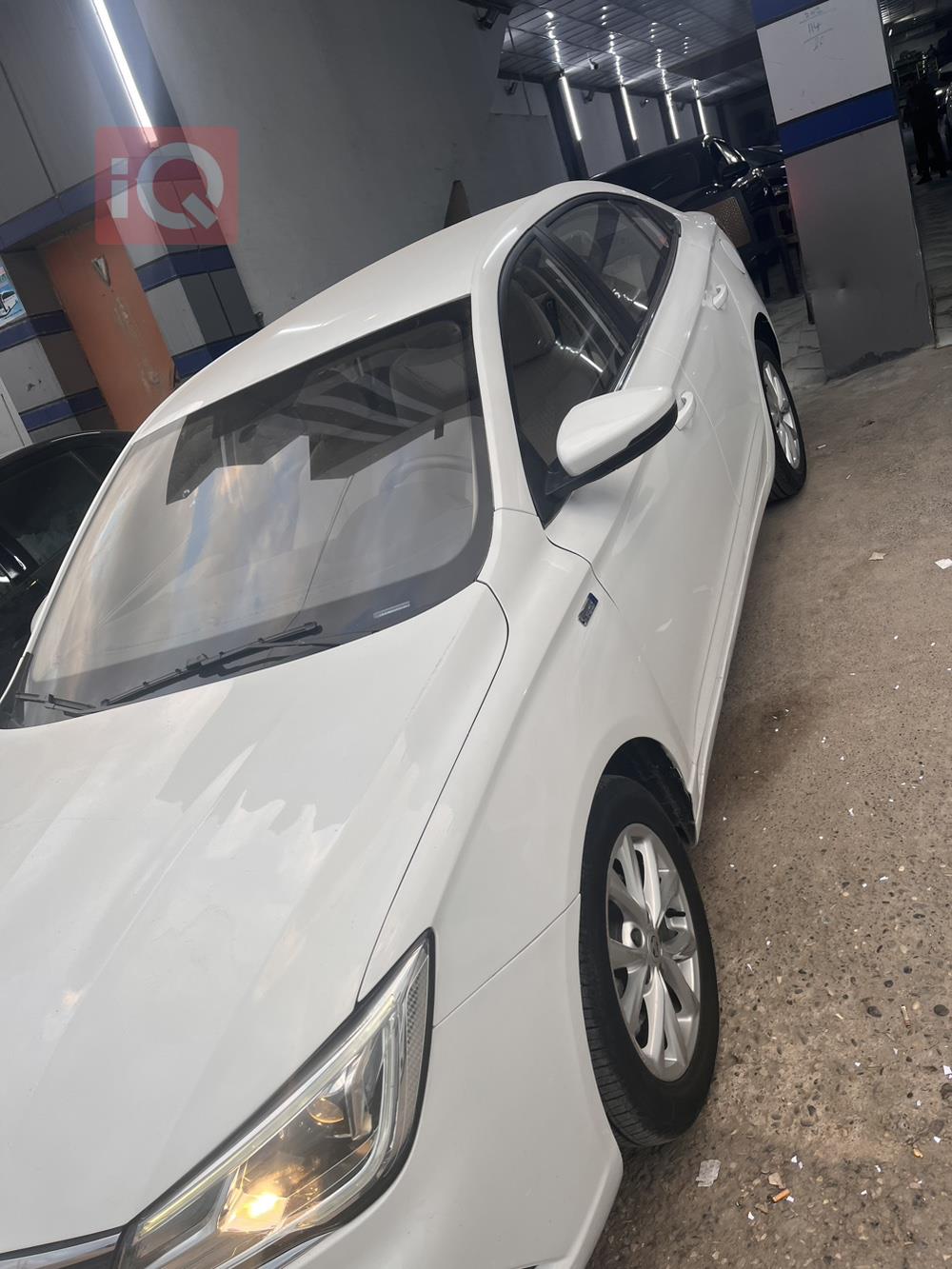 MG 5